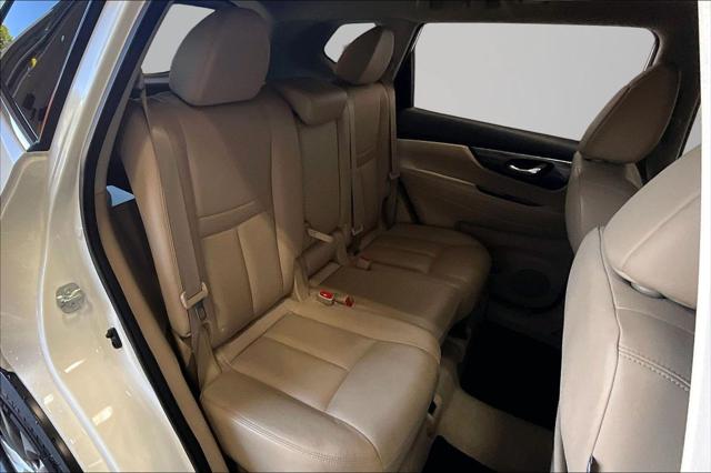 2015 Nissan Rogue SL