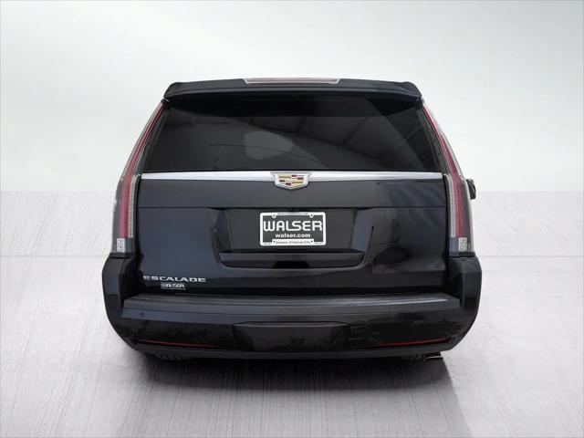 2016 Cadillac Escalade Luxury Collection