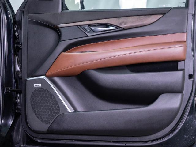 2016 Cadillac Escalade Luxury Collection
