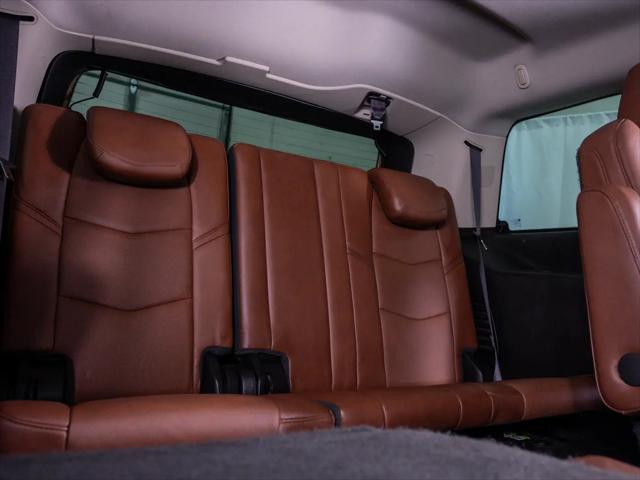 2016 Cadillac Escalade Luxury Collection