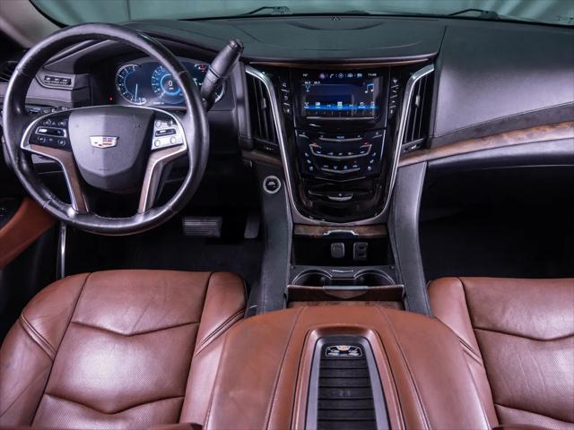 2016 Cadillac Escalade Luxury Collection