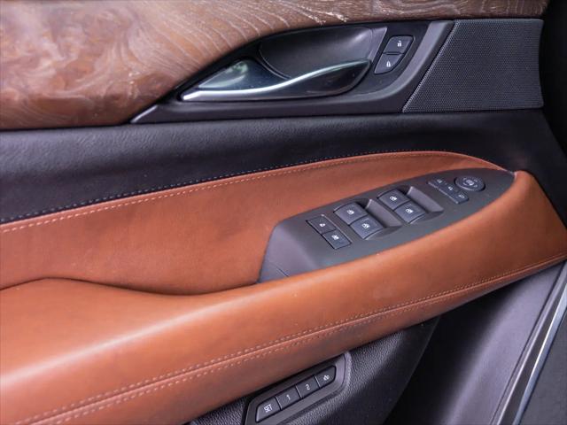 2016 Cadillac Escalade Luxury Collection
