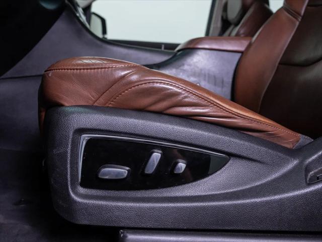 2016 Cadillac Escalade Luxury Collection