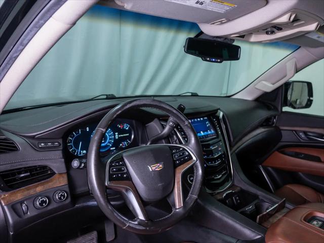2016 Cadillac Escalade Luxury Collection