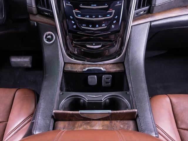 2016 Cadillac Escalade Luxury Collection