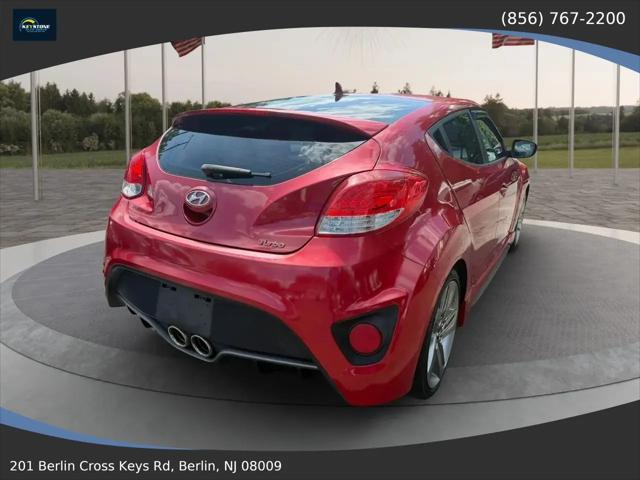 2013 Hyundai Veloster Turbo w/Black