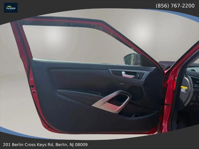 2013 Hyundai Veloster Turbo w/Black