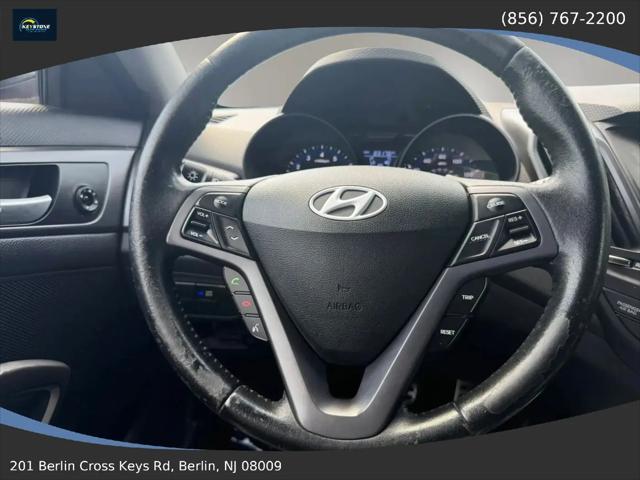 2013 Hyundai Veloster Turbo w/Black