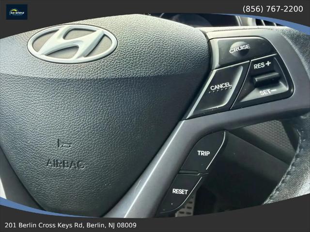 2013 Hyundai Veloster Turbo w/Black