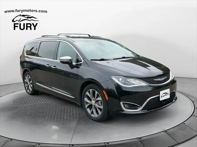 2018 Chrysler Pacifica Limited for sale in South St. Paul, MN