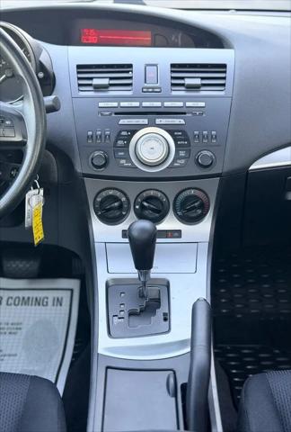 2011 Mazda Mazda3 i Touring