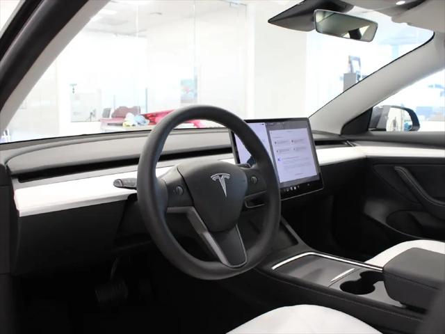 2023 Tesla Model 3 Rear-Wheel Drive