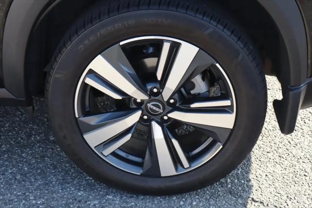 2023 Nissan Rogue SL FWD