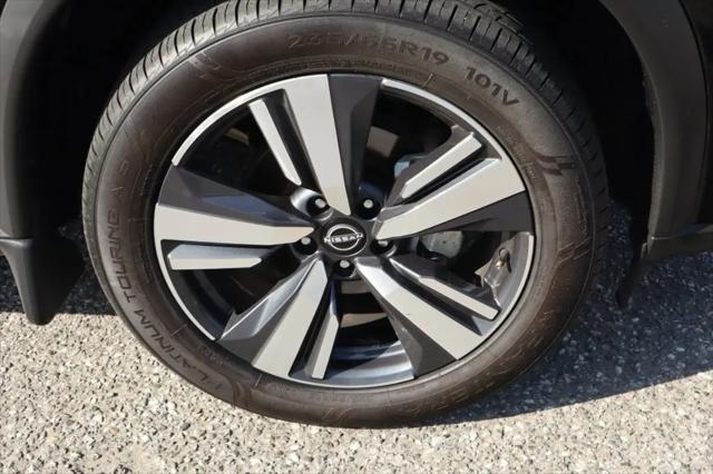 2023 Nissan Rogue SL FWD