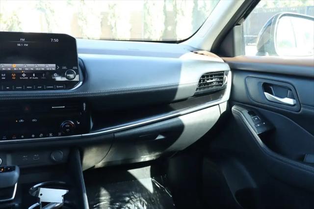 2023 Nissan Rogue SL FWD
