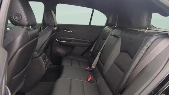2024 Cadillac XT4 FWD Sport