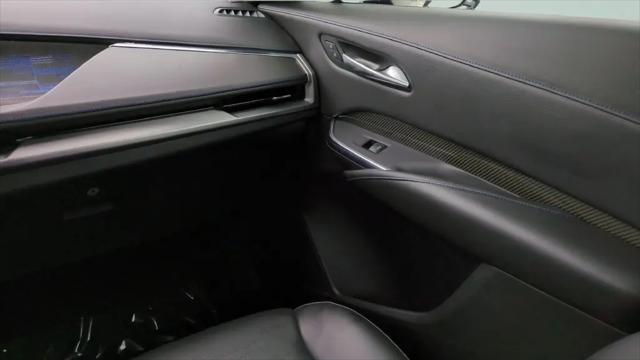 2024 Cadillac XT4 FWD Sport