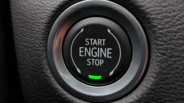 2024 Cadillac XT4 FWD Sport