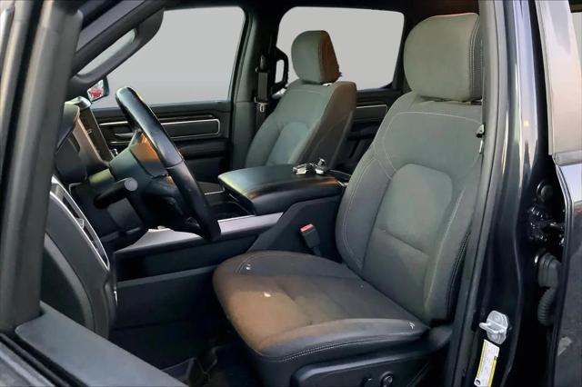 2019 Ram 1500 Big Horn/Lone Star Crew Cab 4x4 57 Box