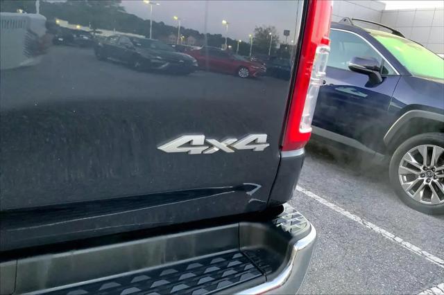 2019 Ram 1500 Big Horn/Lone Star Crew Cab 4x4 57 Box