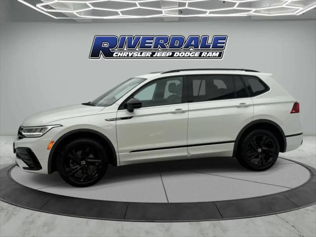 2023 Volkswagen Tiguan 2.0T SE R-Line Black