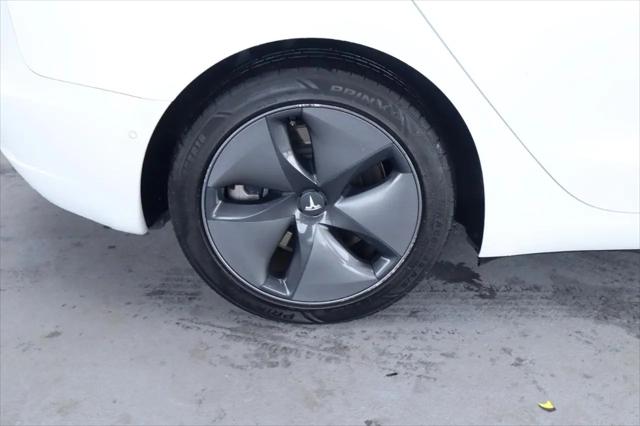2020 Tesla Model 3 Standard Range Rear-Wheel Drive
