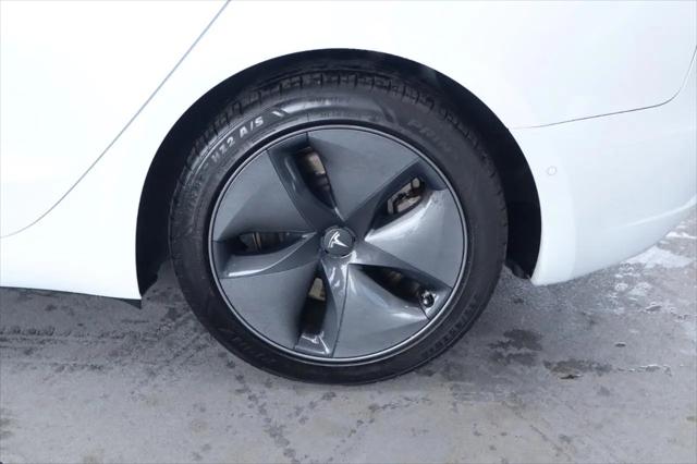 2020 Tesla Model 3 Standard Range Rear-Wheel Drive