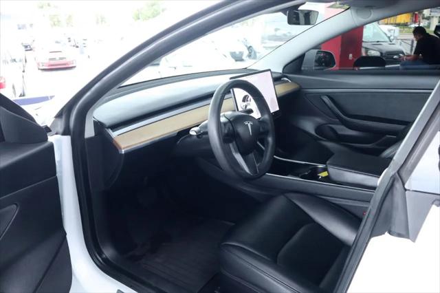 2020 Tesla Model 3 Standard Range Rear-Wheel Drive