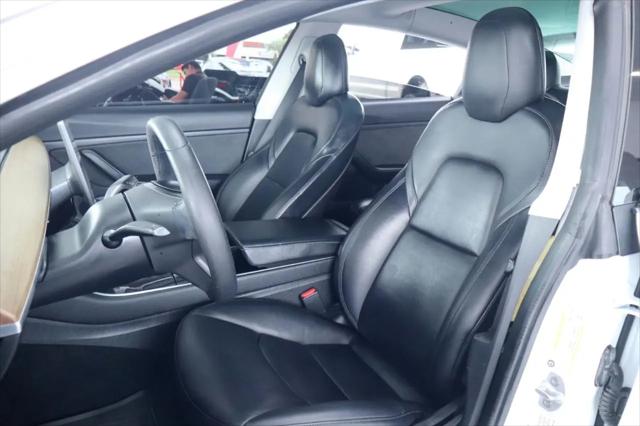 2020 Tesla Model 3 Standard Range Rear-Wheel Drive