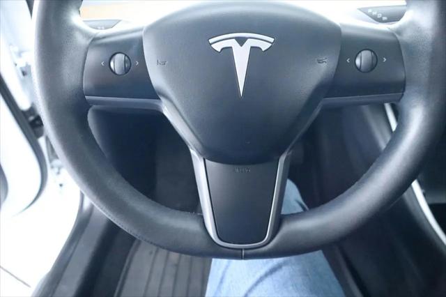 2020 Tesla Model 3 Standard Range Rear-Wheel Drive