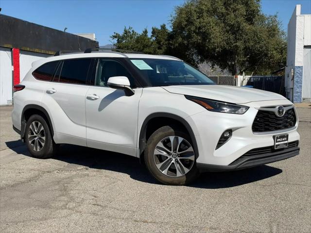 2022 Toyota Highlander XLE for sale in Azusa, CA