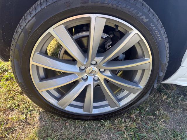 2021 Volvo XC90 T6 Inscription 7 Passenger