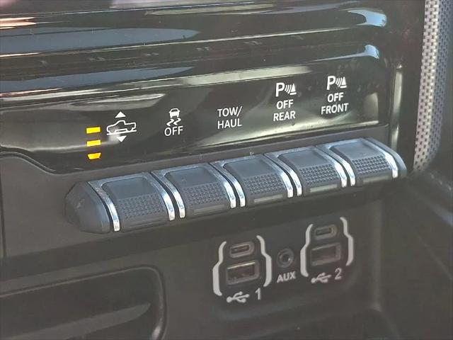 2020 Ram 1500 Limited Crew Cab 4x4 57 Box