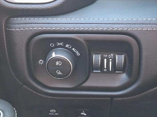 2020 Ram 1500 Limited Crew Cab 4x4 57 Box