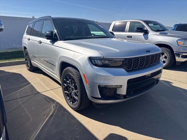 2025 Jeep Grand Cherokee L Summit 4x4 for sale in Waukee, IA