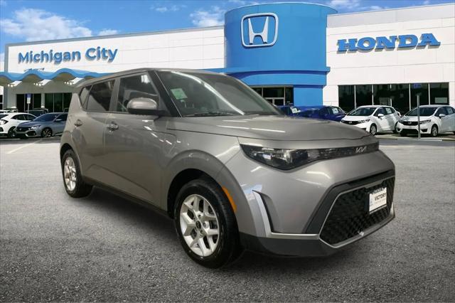2025 Kia Soul LX for sale in Michigan City, IN