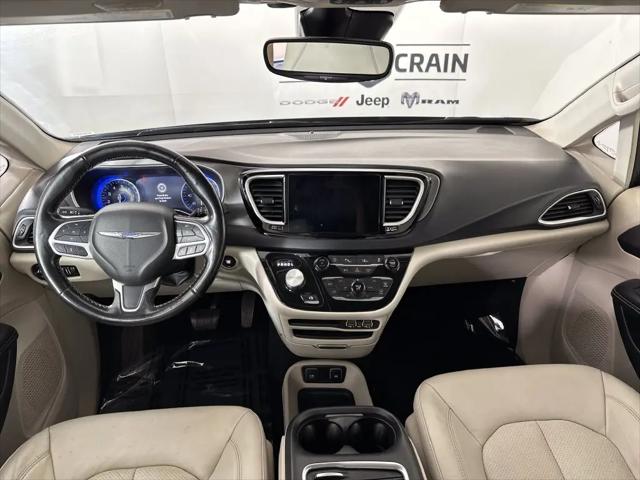2021 Chrysler Pacifica Touring L