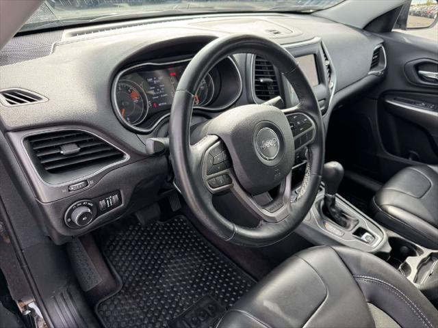 2019 Jeep Cherokee Latitude Plus 4x4 2019 Jeep Cherokee Latitude Plus 4x4