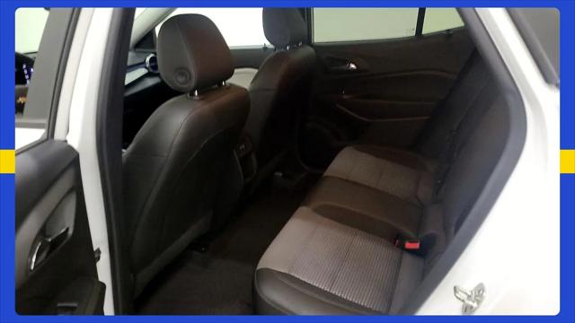 2025 Chevrolet Trax FWD LT