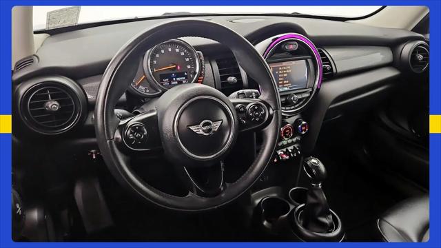 2017 MINI Hardtop Cooper