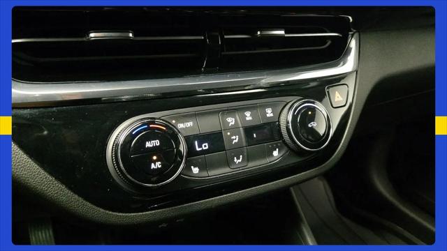 2025 Buick NV Sport Touring FWD