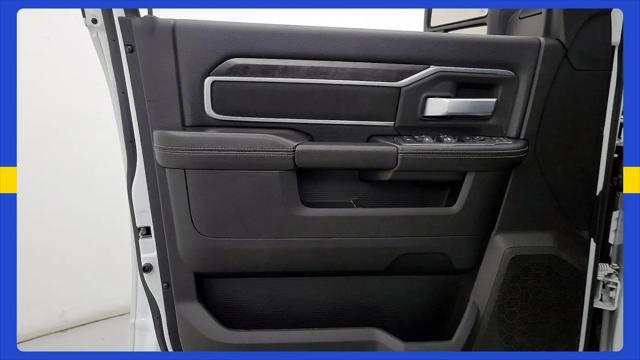 2024 Ram 3500 Big Horn Crew Cab 4x4 8 Box