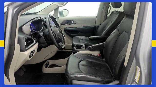 2020 Chrysler Pacifica Touring L