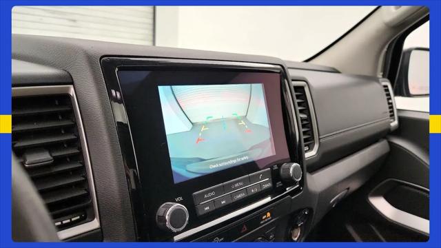 2024 Nissan Frontier Crew Cab SL 4x2