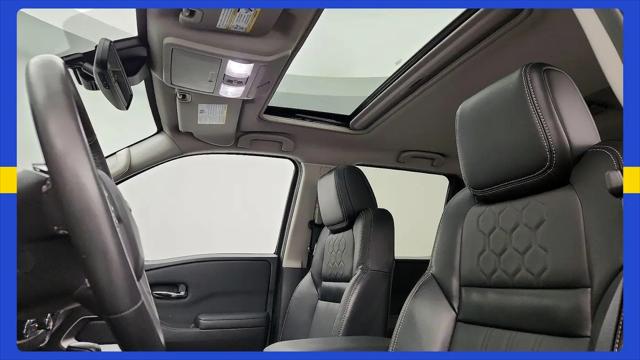 2024 Nissan Frontier Crew Cab SL 4x2