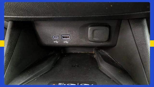 2025 Buick NV Sport Touring FWD