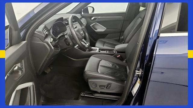 2025 Audi Q3 Premium 45 TFSI S line quattro Tiptronic