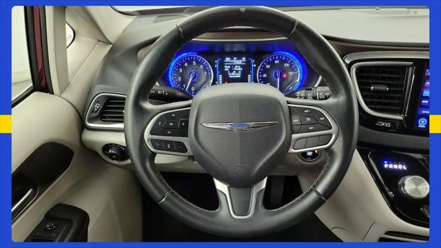 2017 Chrysler Pacifica Touring-L