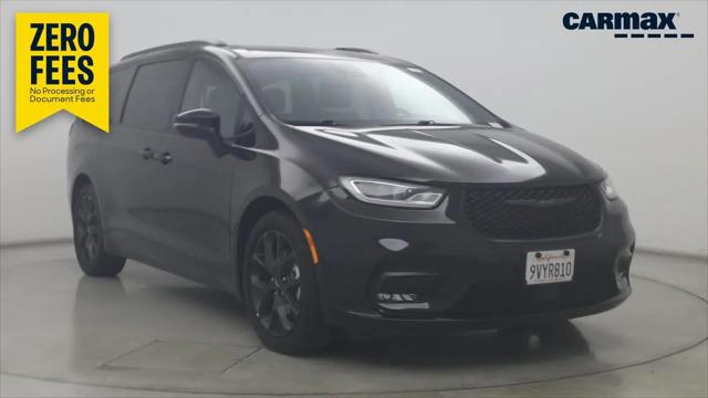 2025 Chrysler Pacifica Limited for sale in Ontario, CA