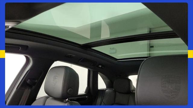 2023 Porsche Macan T